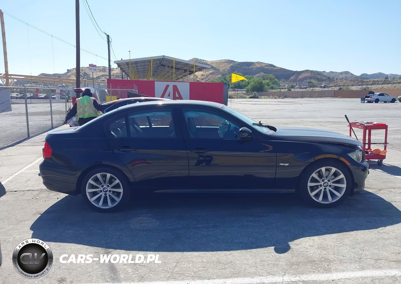 2011 BMW 328I VIN:WBAPH5G53BNM83671 - 13