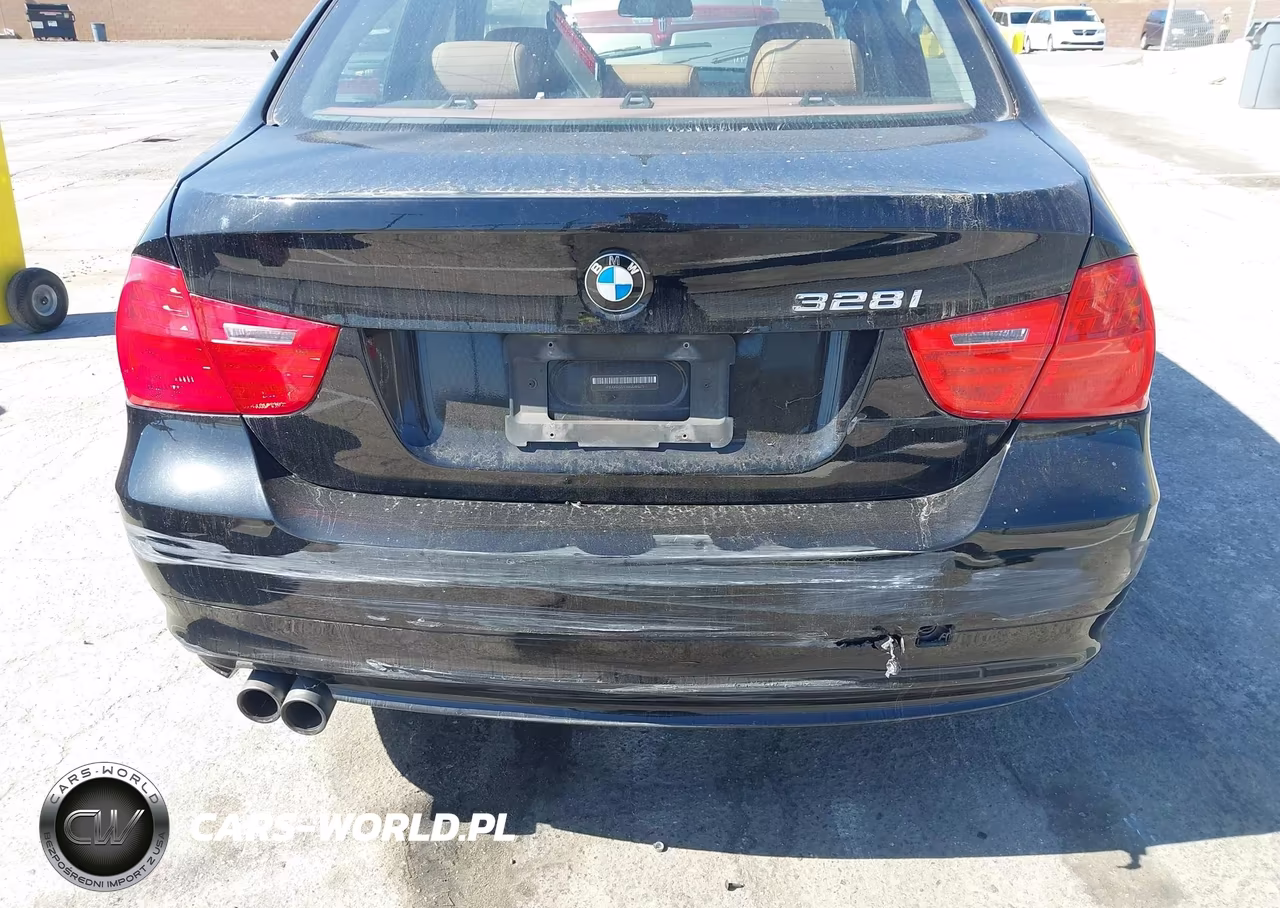 2011 BMW 328I VIN:WBAPH5G53BNM83671 - 17