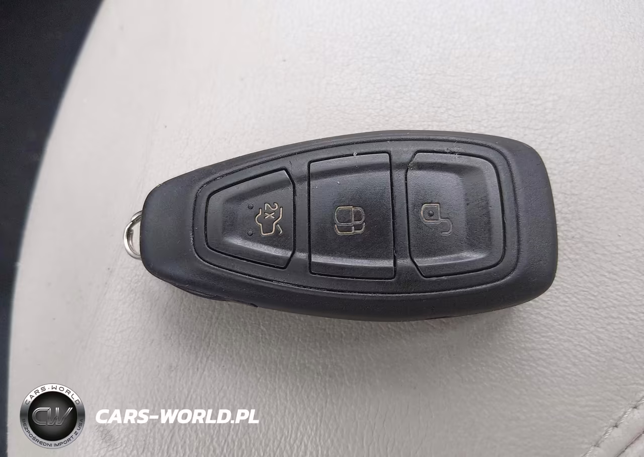 2015 Ford Fiesta Titanium VIN:3FADP4FJ4FM166814 - 11