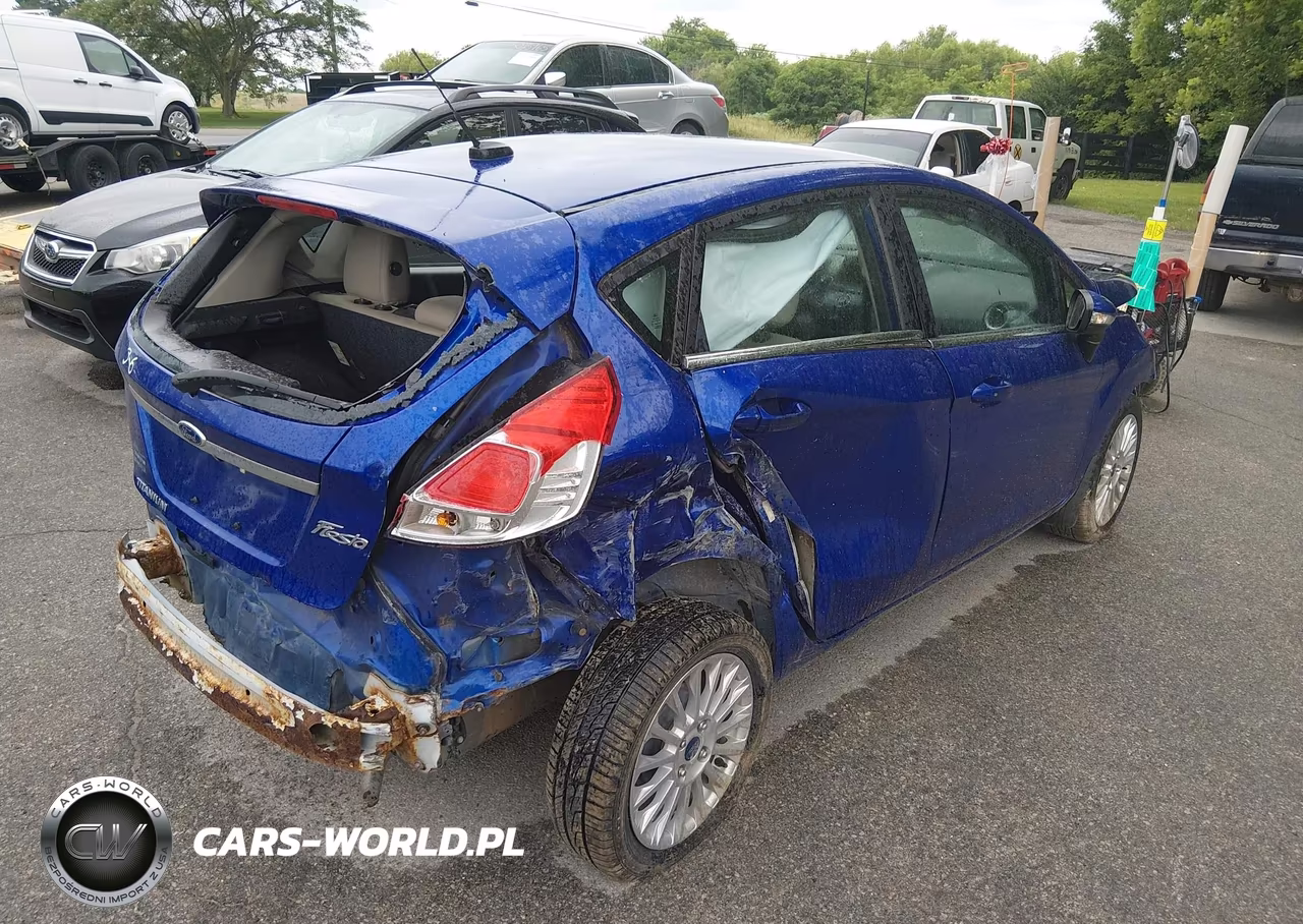 2015 Ford Fiesta Titanium VIN:3FADP4FJ4FM166814 - 4