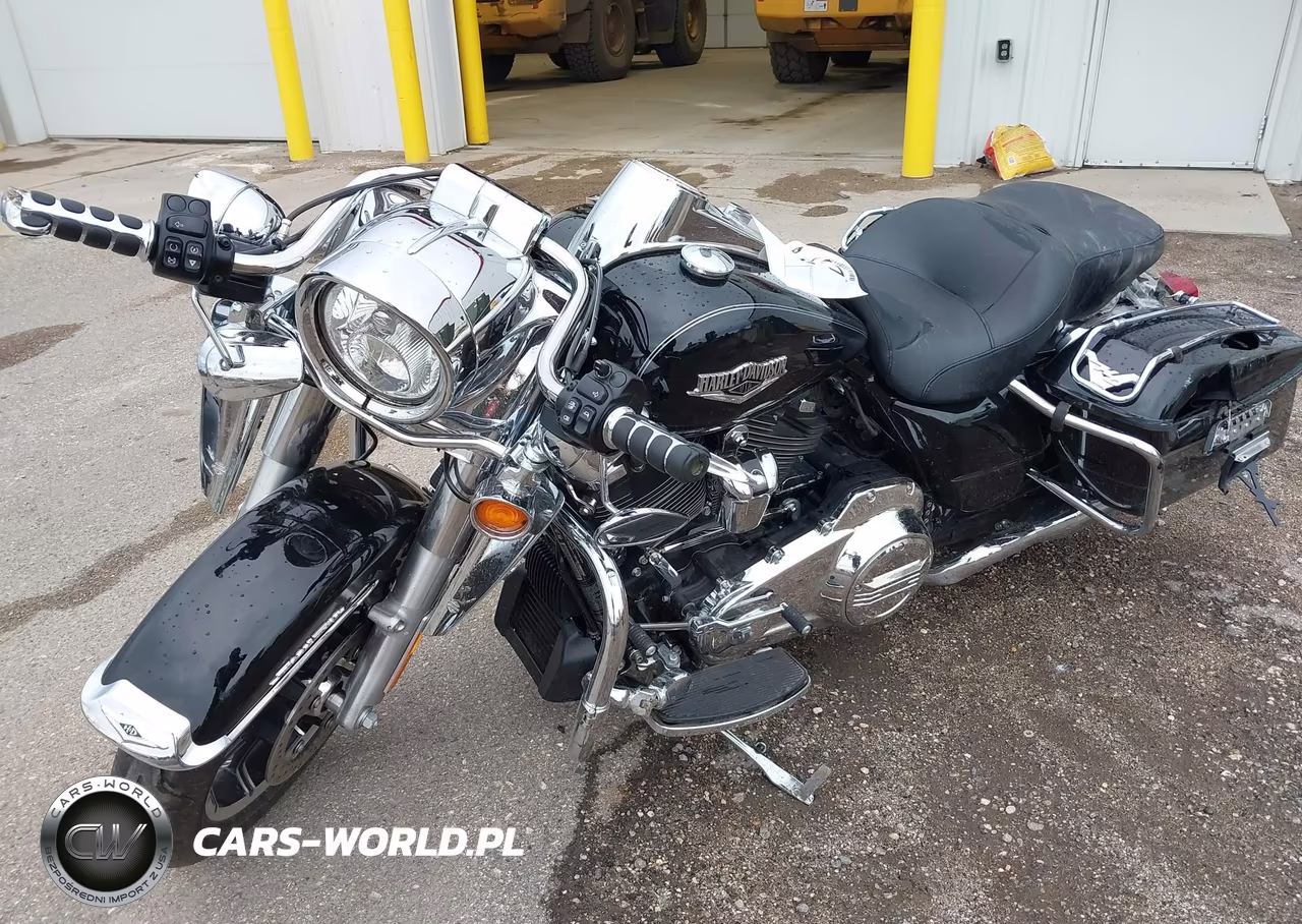 2017 Harley-Davidson Flhr Road King VIN:1HD1FBC13HB642682 - 2