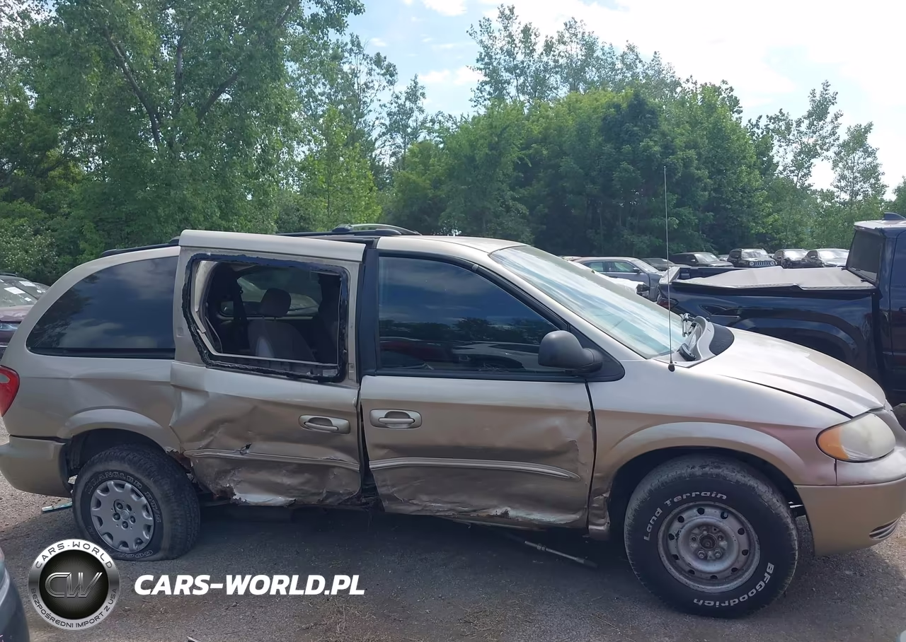 2003 Chrysler Town & Country Lx VIN:2C4GP44373R143690 - 12