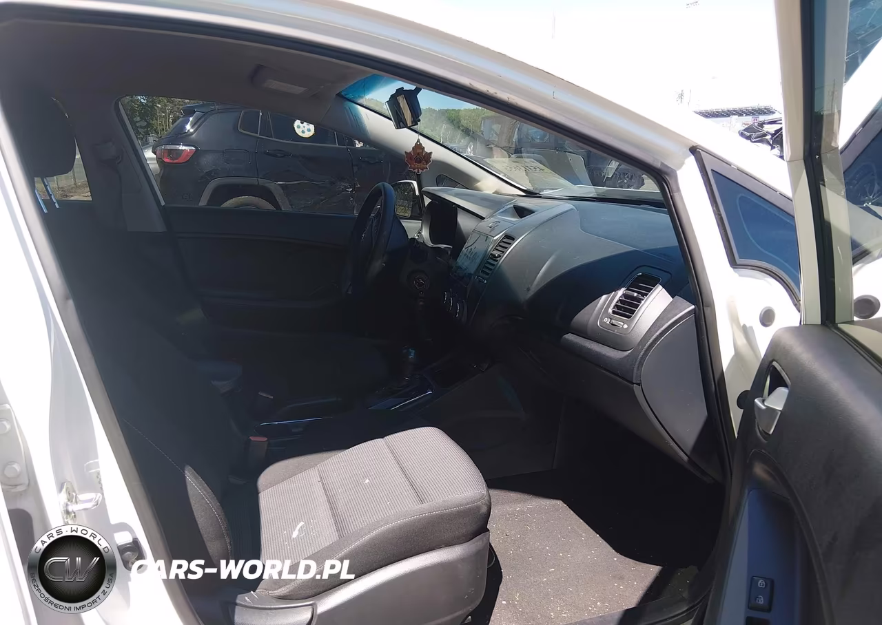 2017 Kia Forte Lx VIN:KNAFK5A86H5725541 - 5