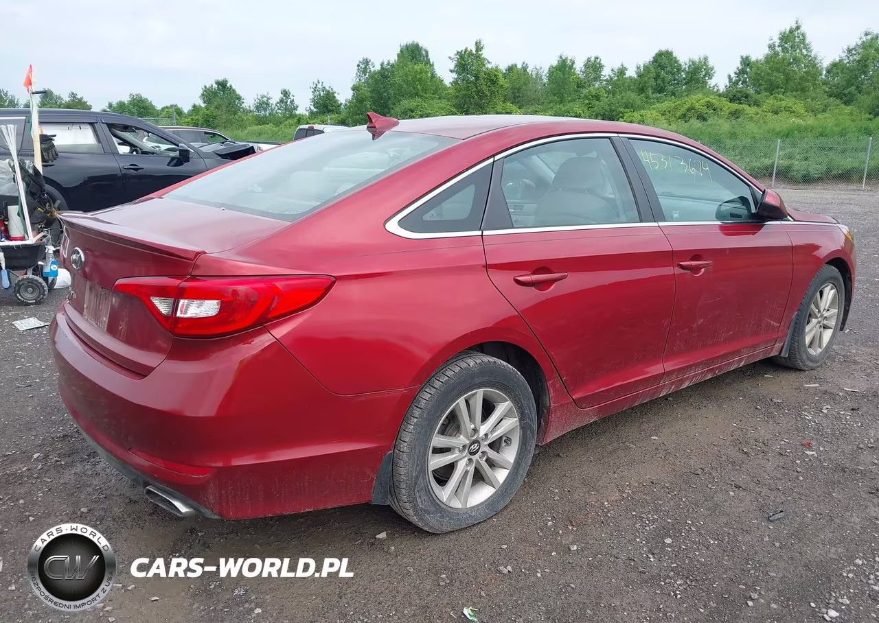 2015 Hyundai Sonata Se VIN:5NPE24AF0FH231146 - 4