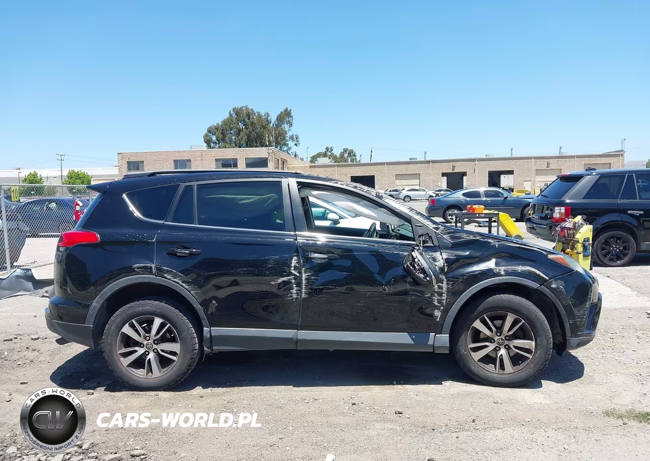 2017 Toyota Rav4 Xle VIN:2T3RFREV1HW584222 - 13