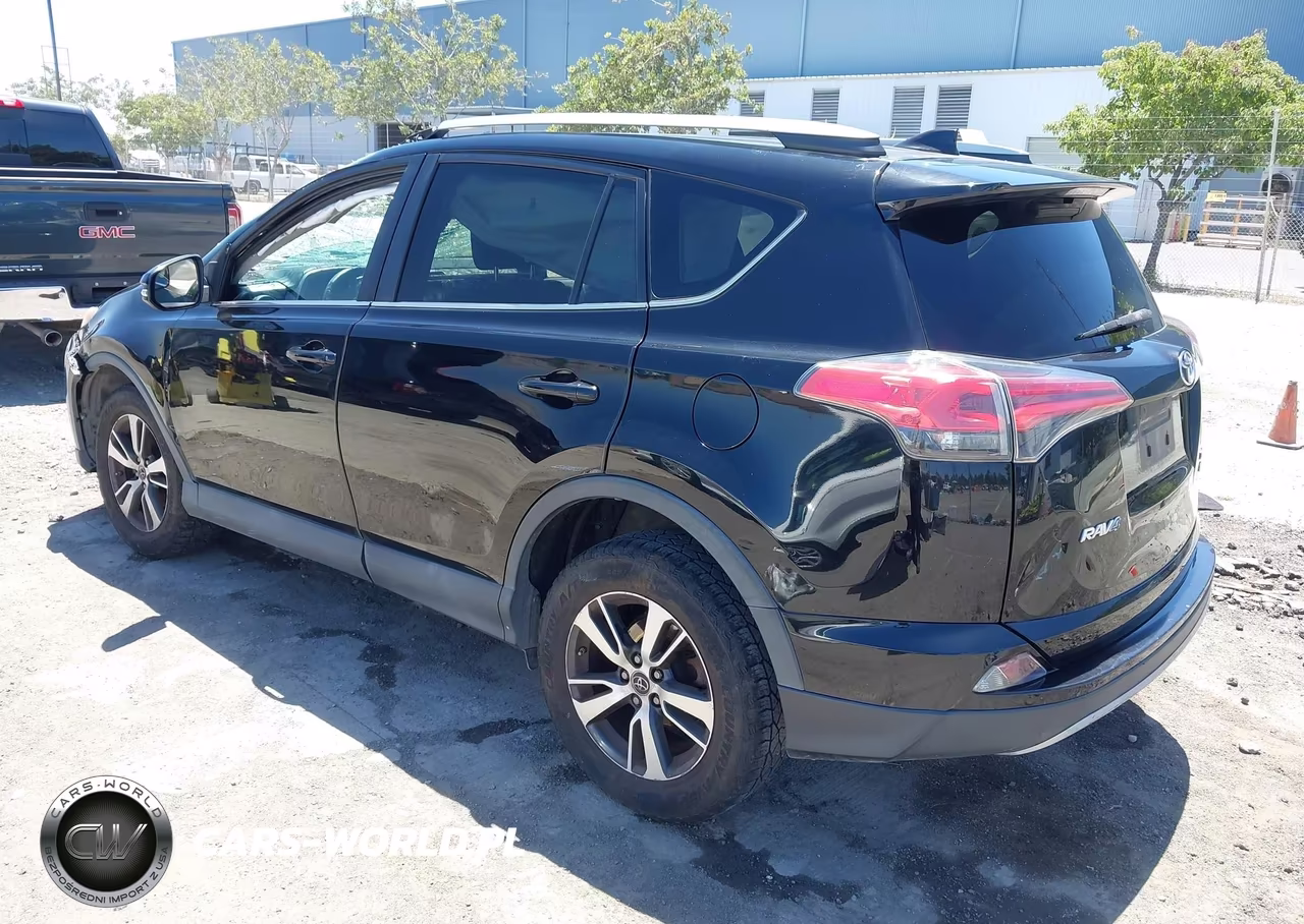 2017 Toyota Rav4 Xle VIN:2T3RFREV1HW584222 - 3
