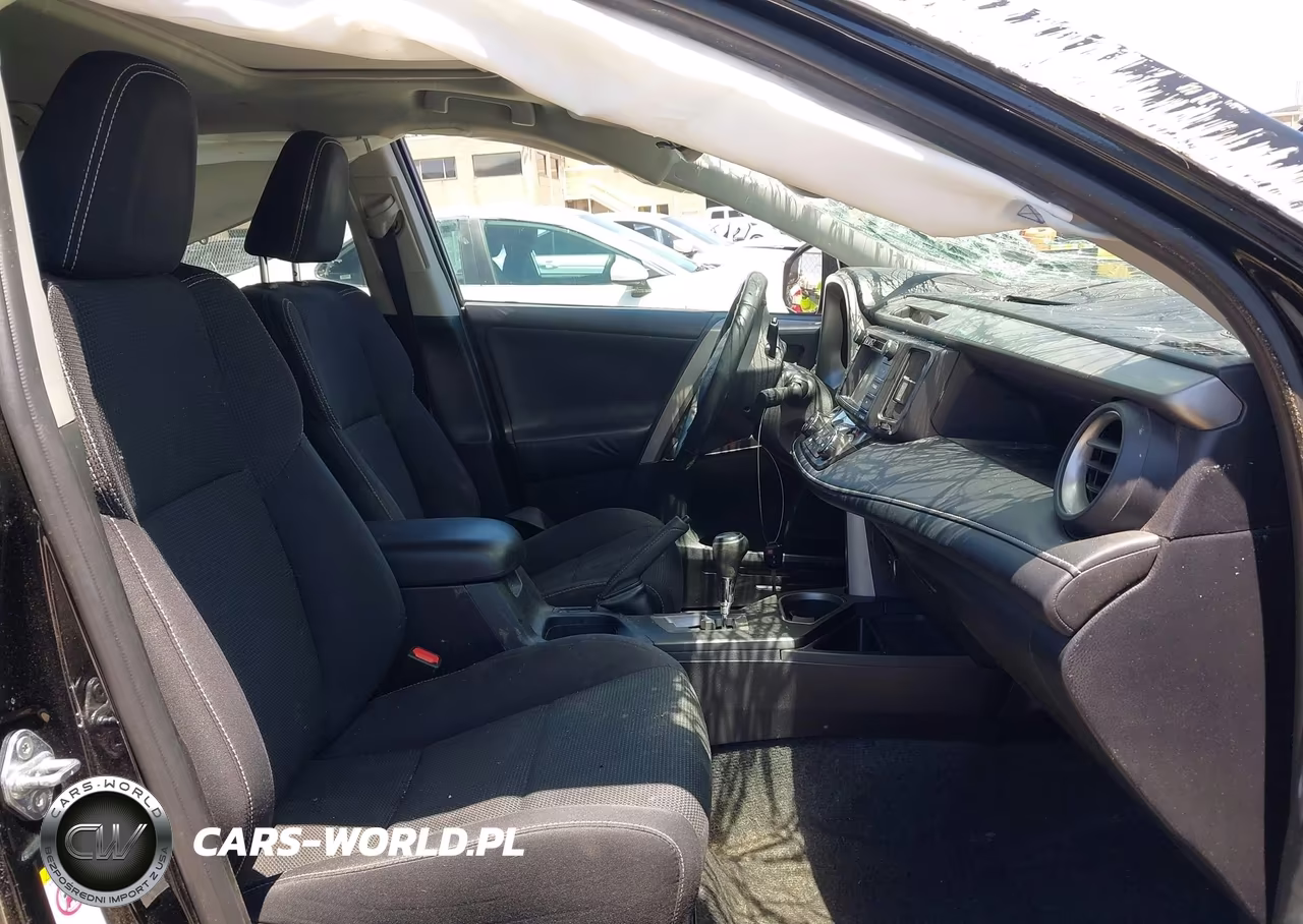 2017 Toyota Rav4 Xle VIN:2T3RFREV1HW584222 - 5