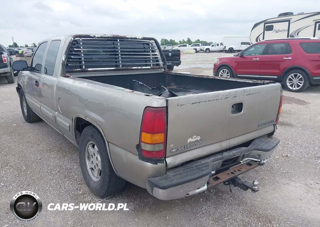 2002 Chevrolet Silverado 1500 Ls VIN:2GCEC19V321291005 - 3