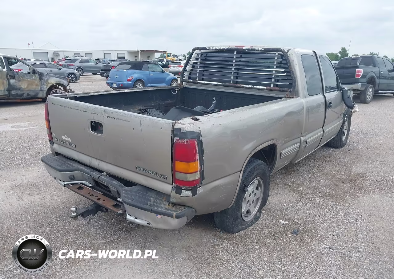2002 Chevrolet Silverado 1500 Ls VIN:2GCEC19V321291005 - 4