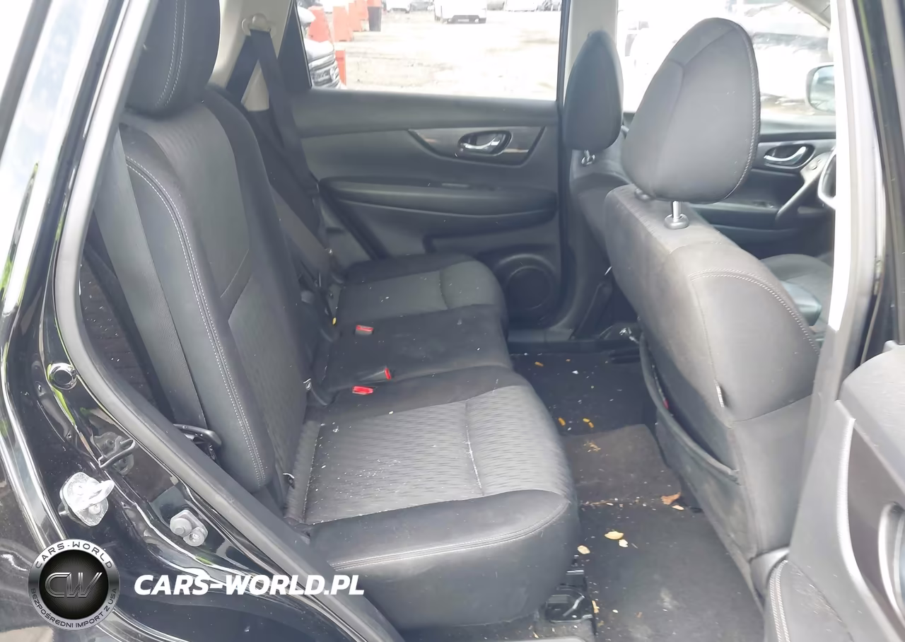 2019 Nissan Rogue S VIN:JN8AT2MT0KW266652 - 8