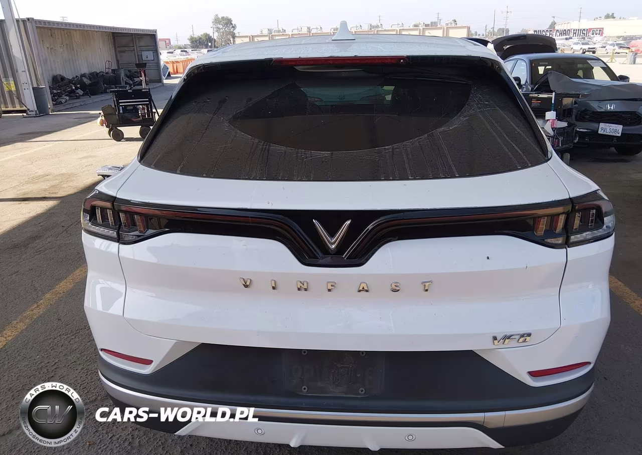 2024 Vinfast Vf 8 Plus VIN:RLLV1AFA5RH008169 - 17