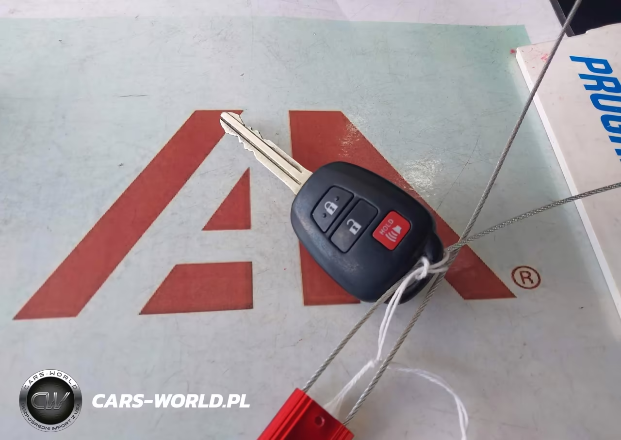 2014 Toyota Prius C One VIN:JTDKDTB34E1566704 - 11
