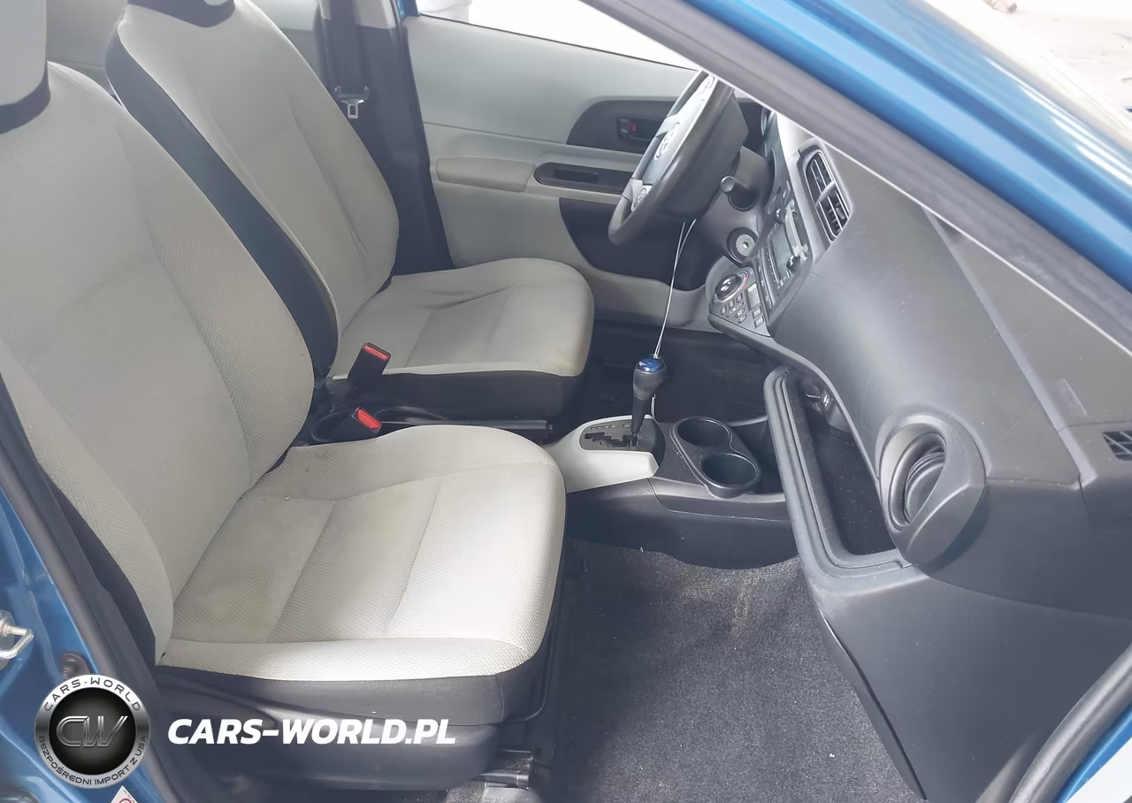 2014 Toyota Prius C One VIN:JTDKDTB34E1566704 - 5