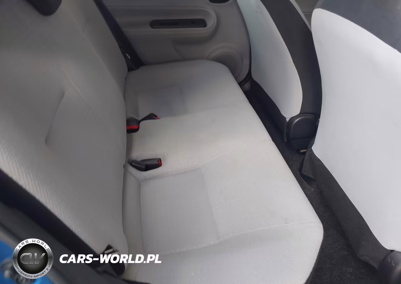 2014 Toyota Prius C One VIN:JTDKDTB34E1566704 - 8