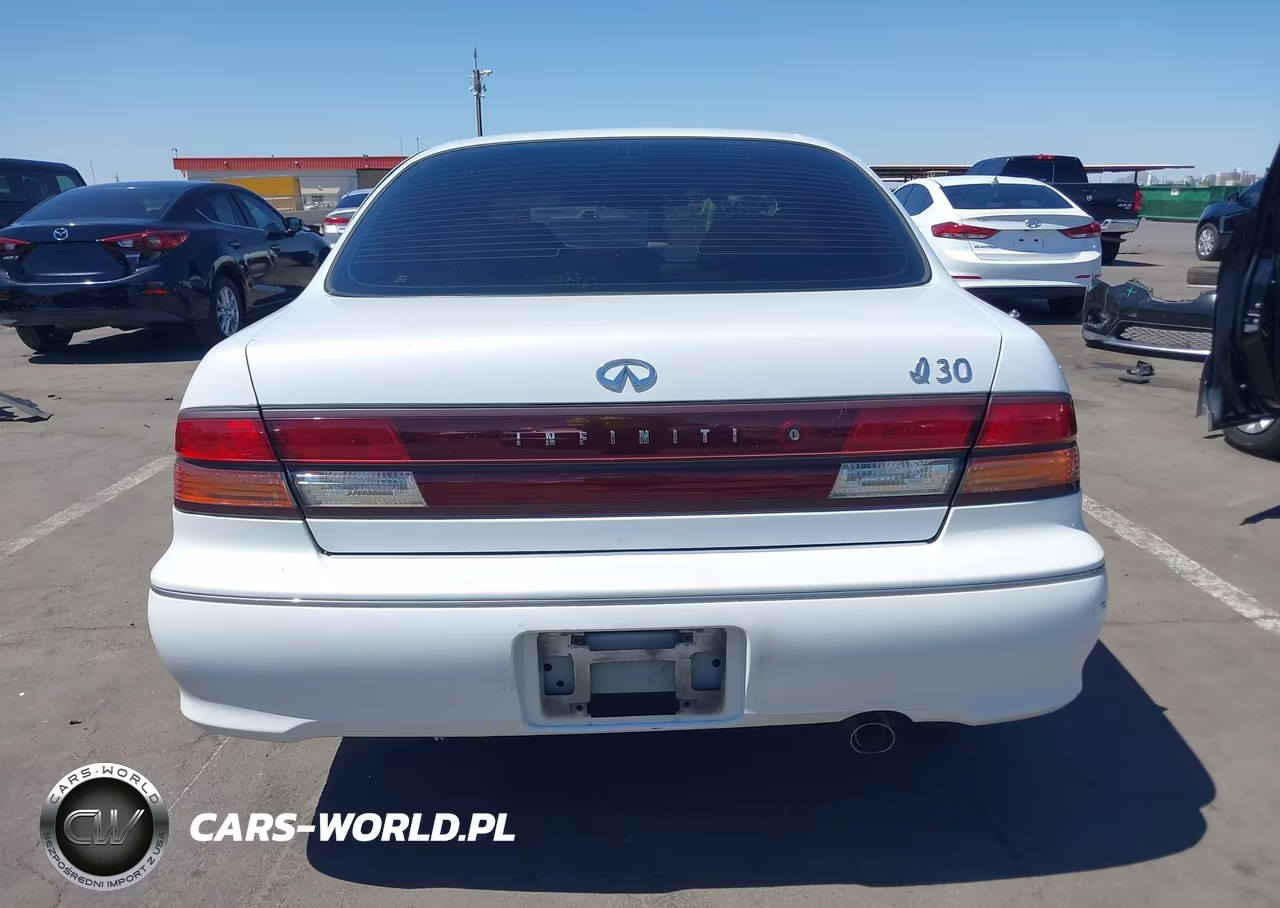 1997 Infiniti I30 Touring VIN:JNKCA21D7VT402271 - 16