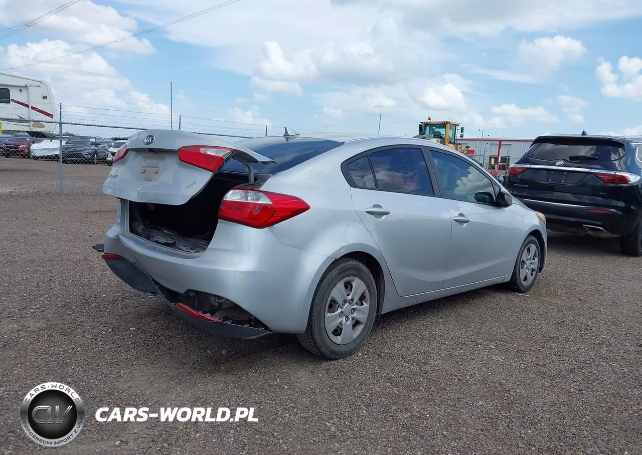 2016 Kia Forte Lx VIN:KNAFX4A67G5551407 - 4