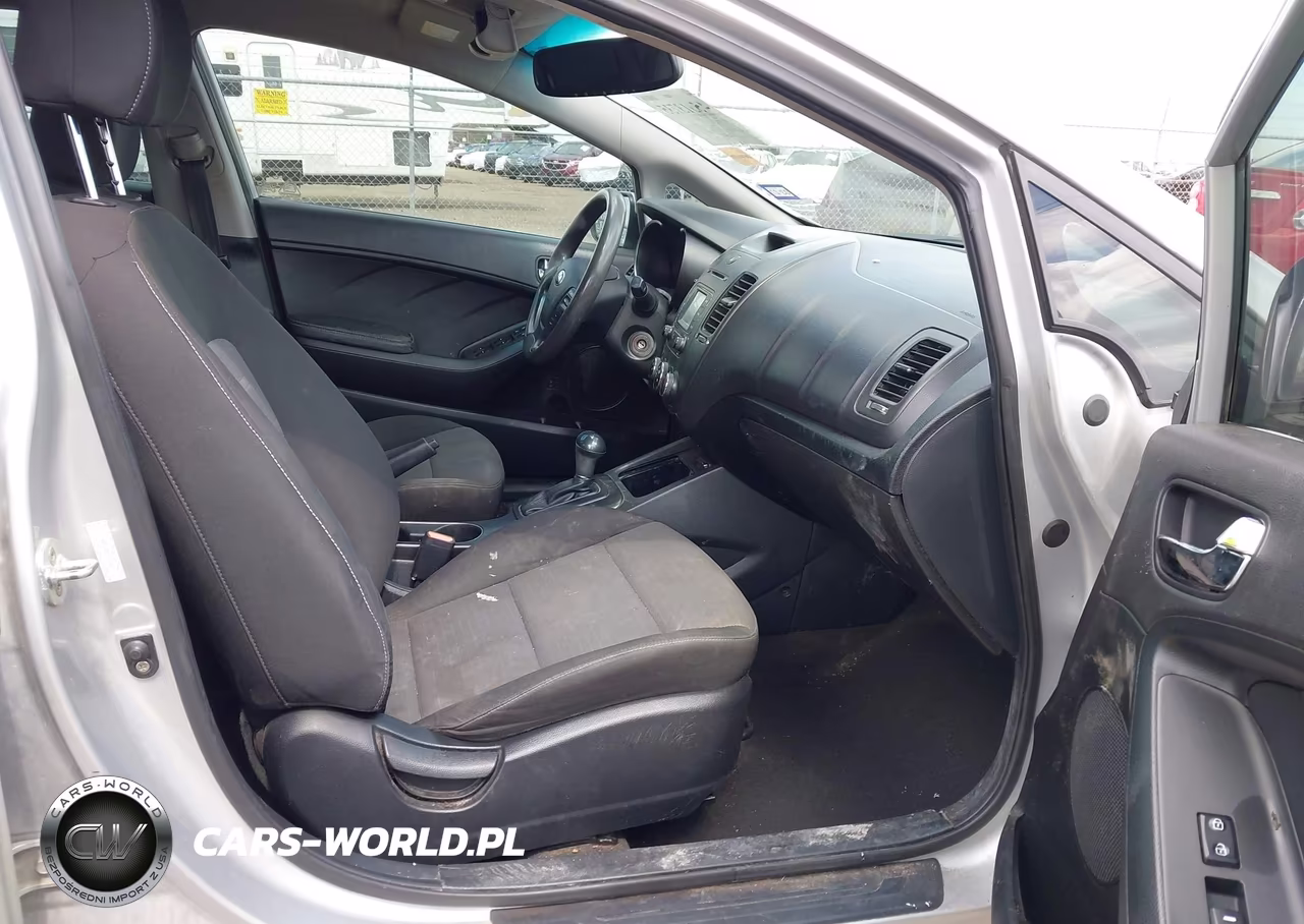 2016 Kia Forte Lx VIN:KNAFX4A67G5551407 - 5