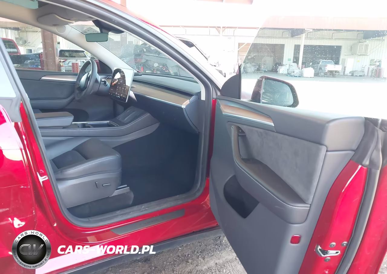 2024 Tesla Model Y Long Range Dual Motor All-Wheel Drive VIN:7SAYGDEEXRA238317 - 5