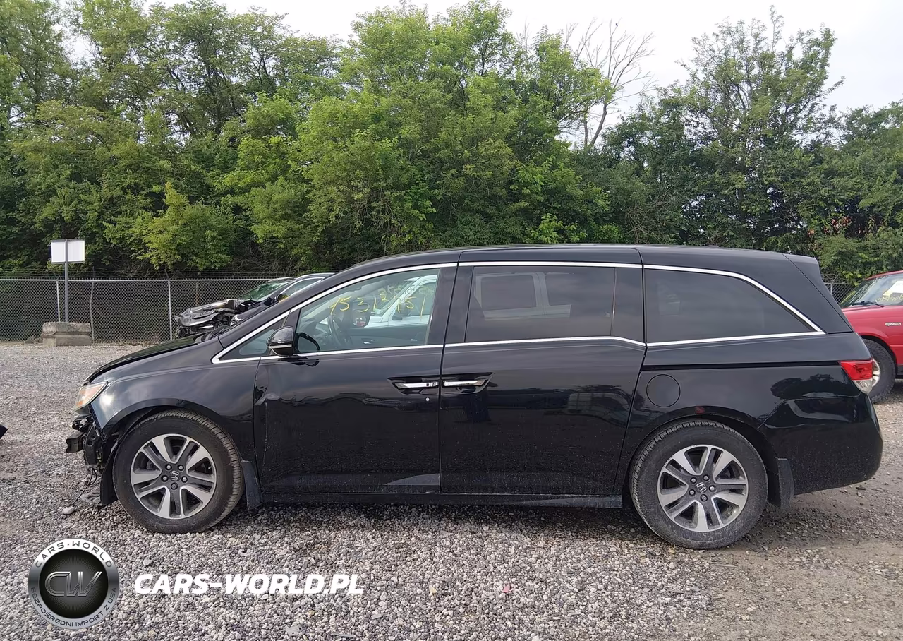 2015 Honda Odyssey Touring-Touring Elite VIN:5FNRL5H96FB045419 - 15