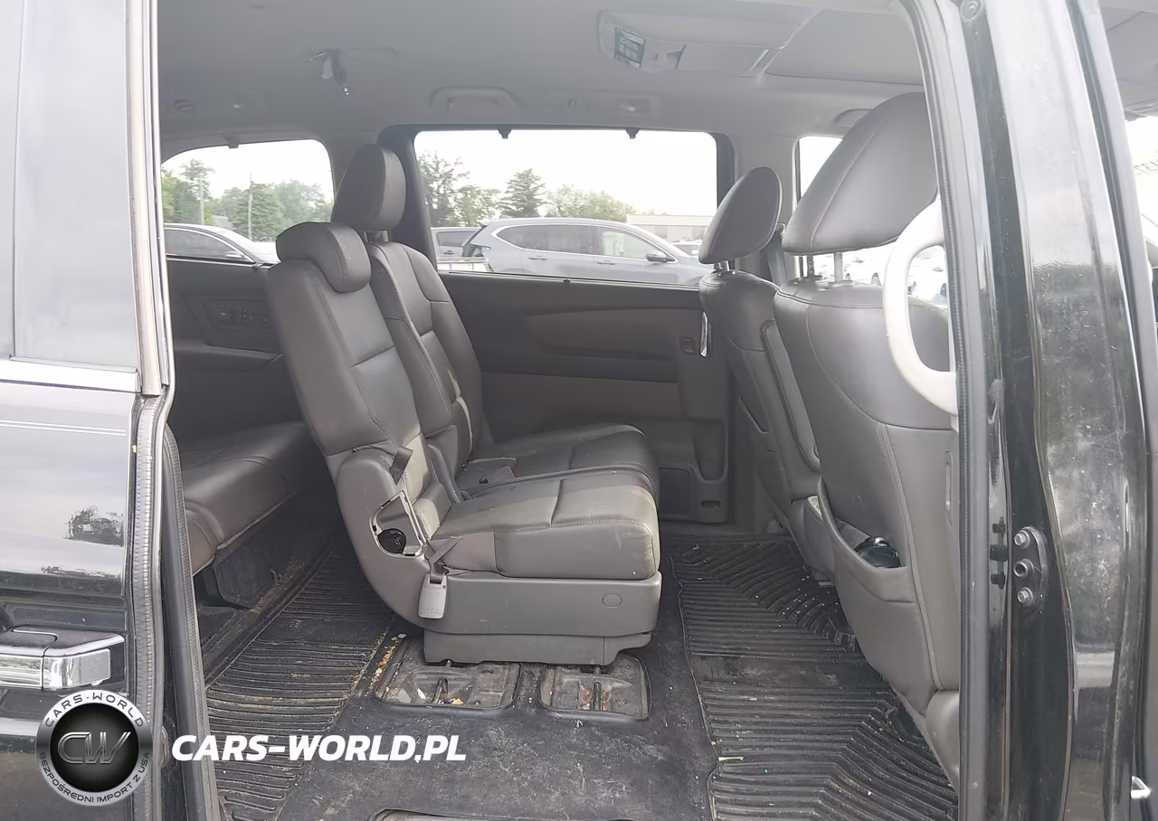 2015 Honda Odyssey Touring-Touring Elite VIN:5FNRL5H96FB045419 - 8