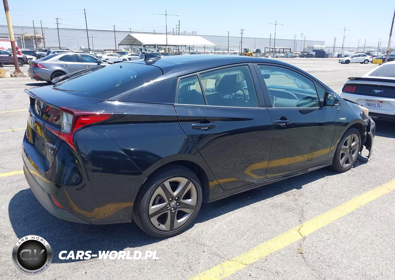 2019 Toyota Prius Xle VIN:JTDKARFU1K3086991 - 4