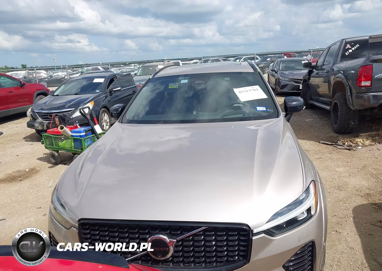 2024 Volvo Xc60 Recharge Plug-In Hybrid T8 Ultimate Dark Theme VIN:YV4H60DM2R1711900 - 12