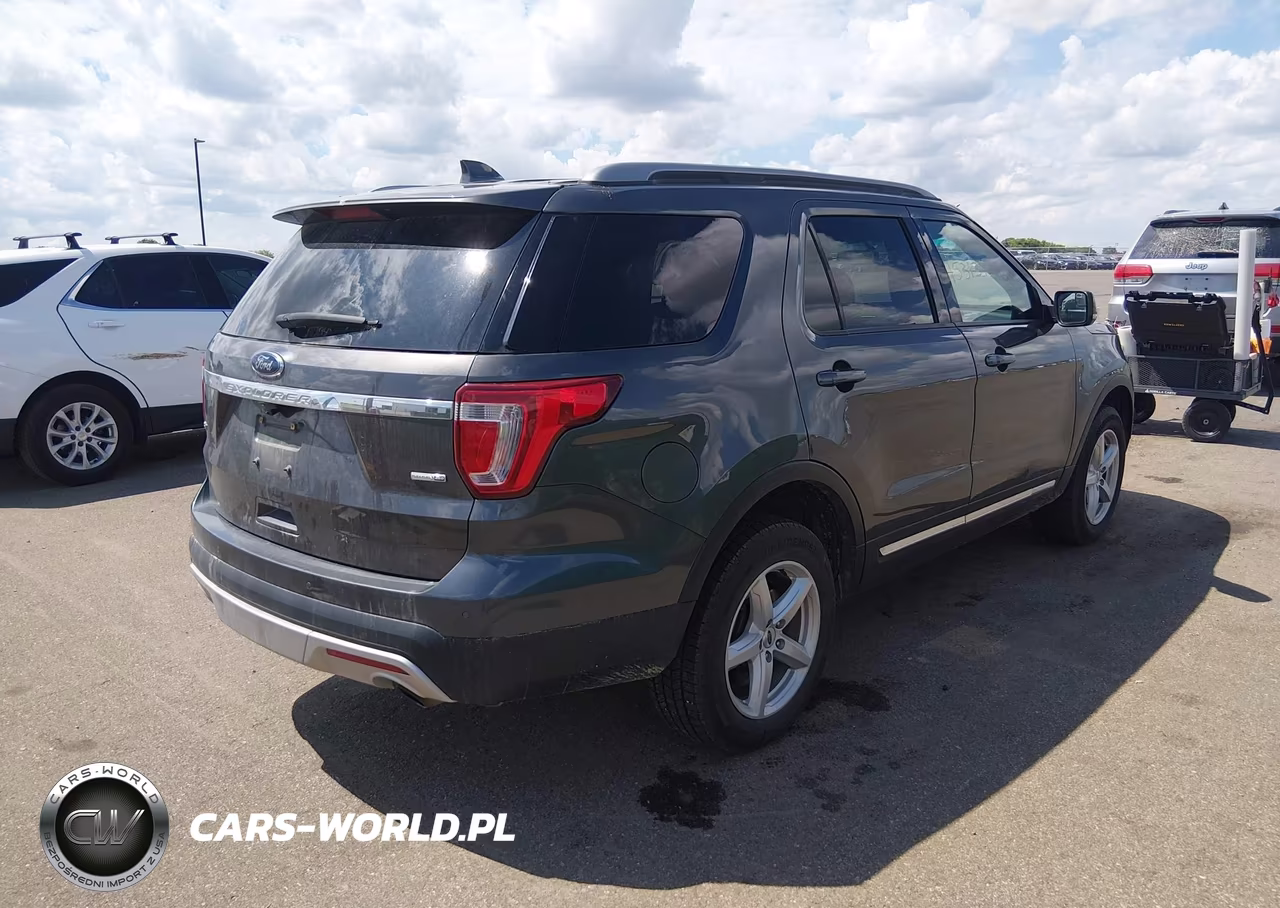 2016 Ford Explorer Xlt VIN:1FM5K8D82GGB62787 - 4