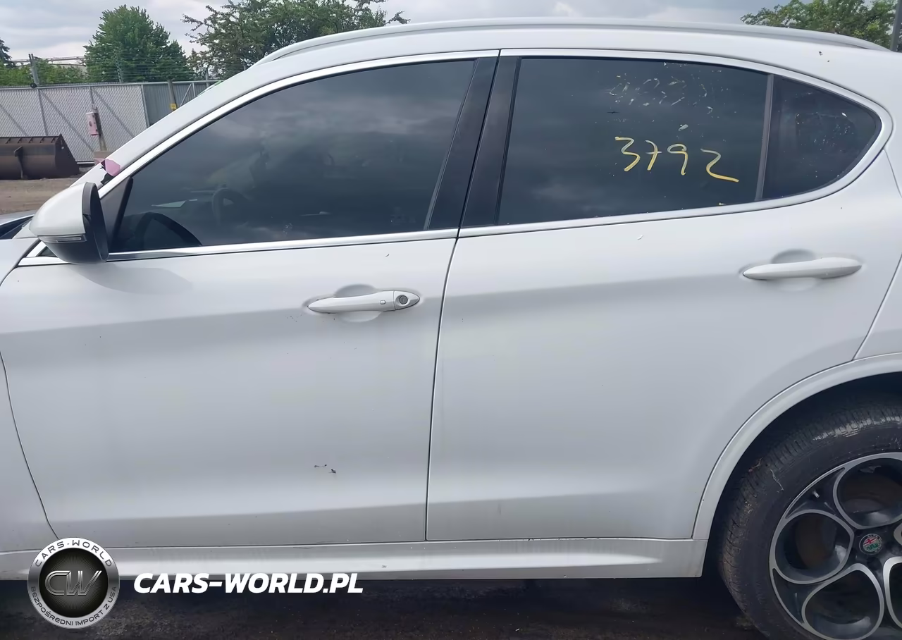 2020 ALFA ROMEO STELVIO TI AWD VIN:ZASPAKBN6L7C92398 - 15