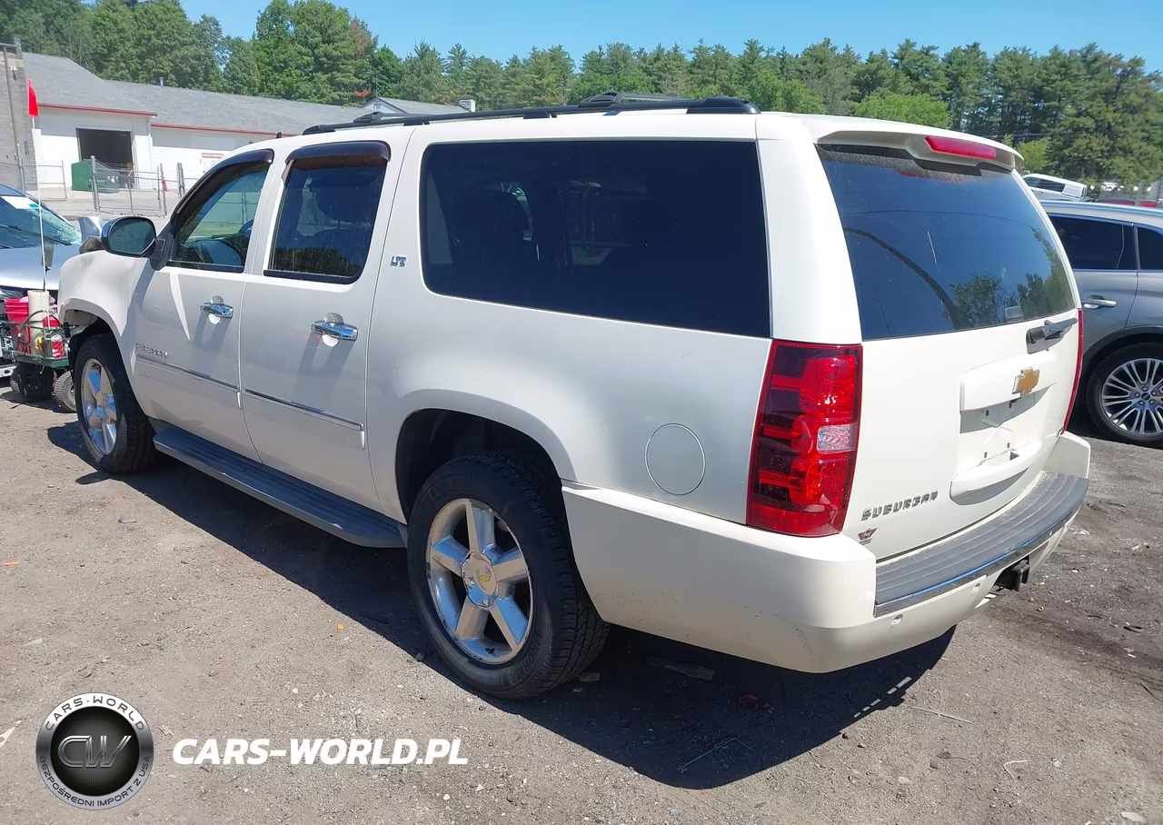 2012 Chevrolet Suburban 1500 Ltz VIN:1GNSKKE71CR322366 - 3