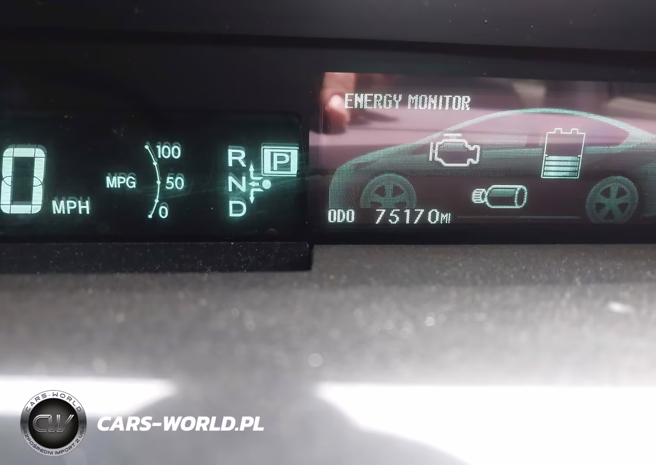 2015 Toyota Prius Two VIN:JTDKN3DU6F0439818 - 15