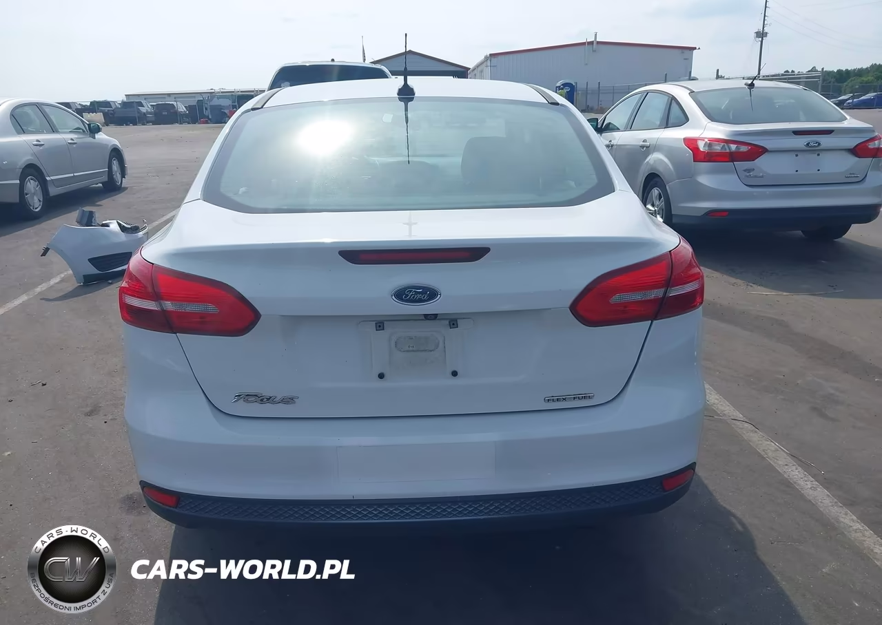 2016 Ford Focus S VIN:1FADP3E26GL339448 - 16