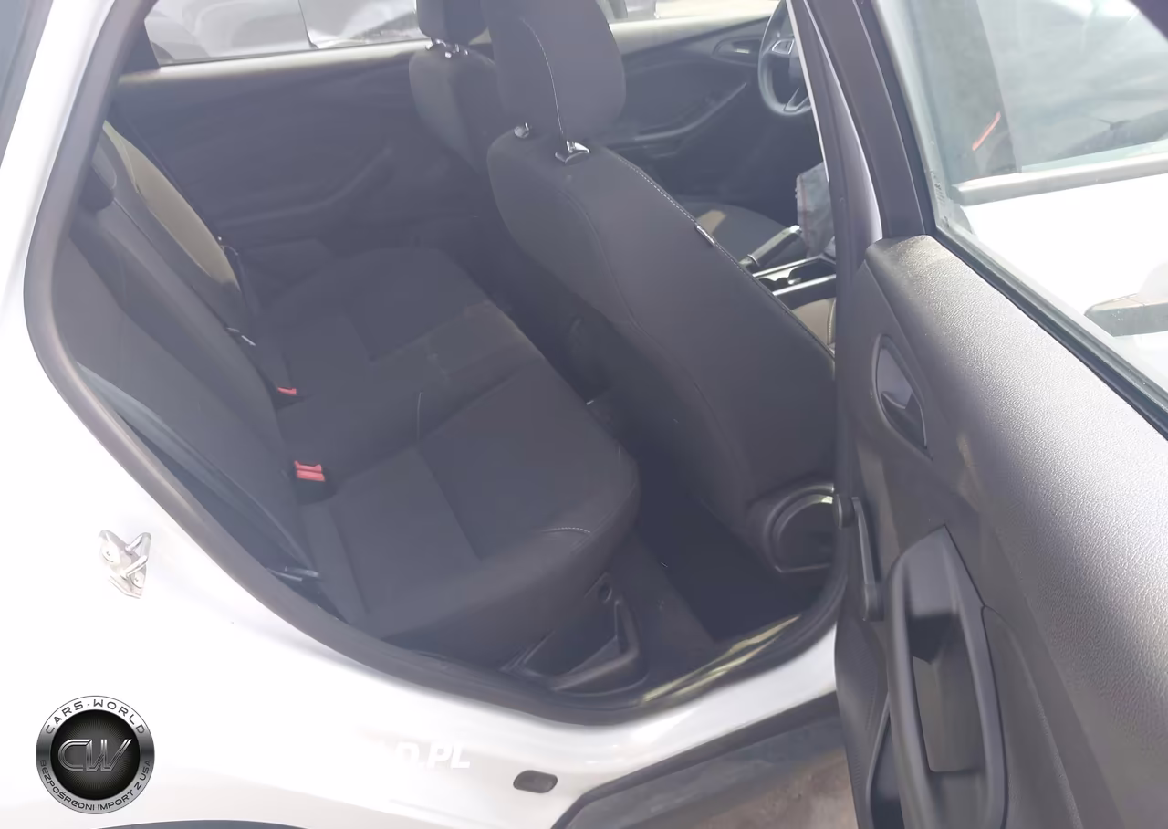 2016 Ford Focus S VIN:1FADP3E26GL339448 - 8