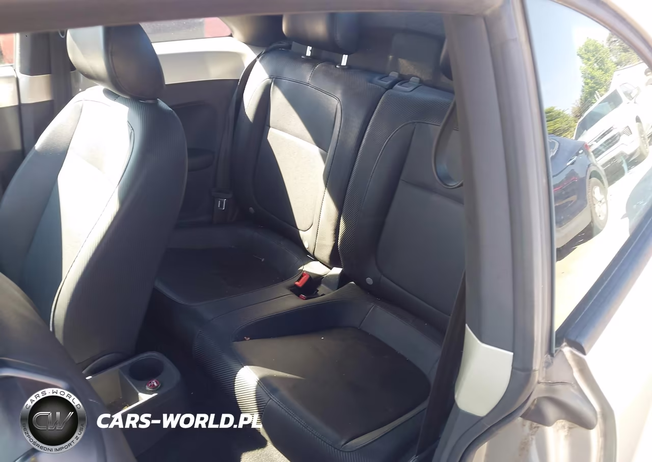 2012 Volkswagen Beetle 2.5L VIN:3VWJP7AT1CM645742 - 8