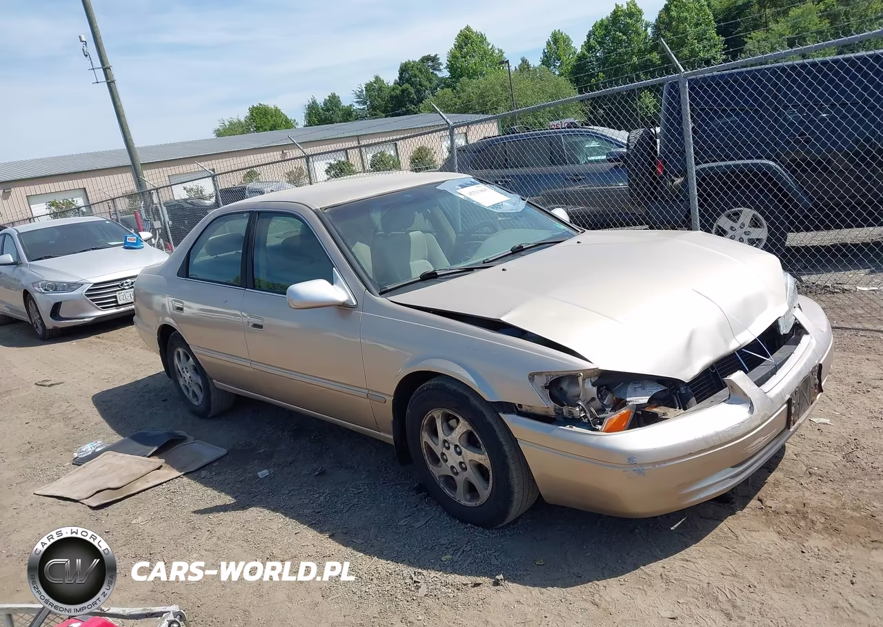 1999 Toyota Camry Le V6 – zdjęcie 1 z 16
