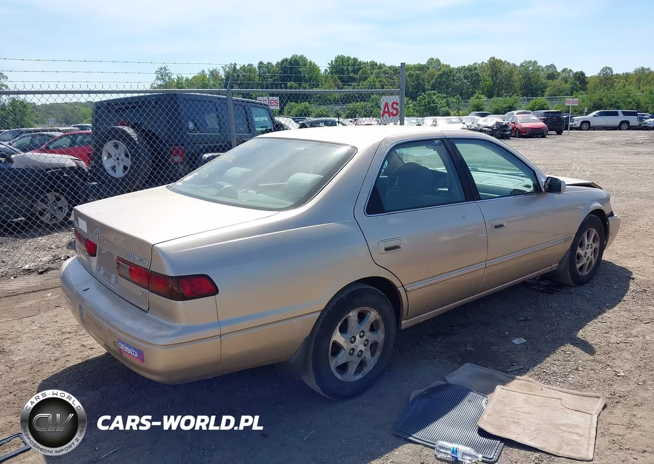 1999 Toyota Camry Le V6 VIN:JT2BF28K0X0201506 - 4