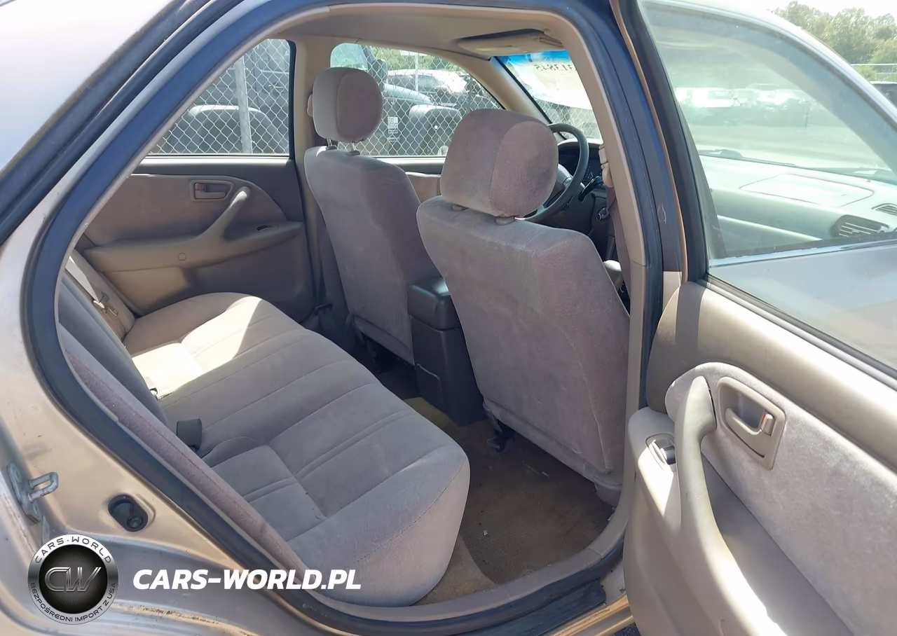 1999 Toyota Camry Le V6 VIN:JT2BF28K0X0201506 - 8