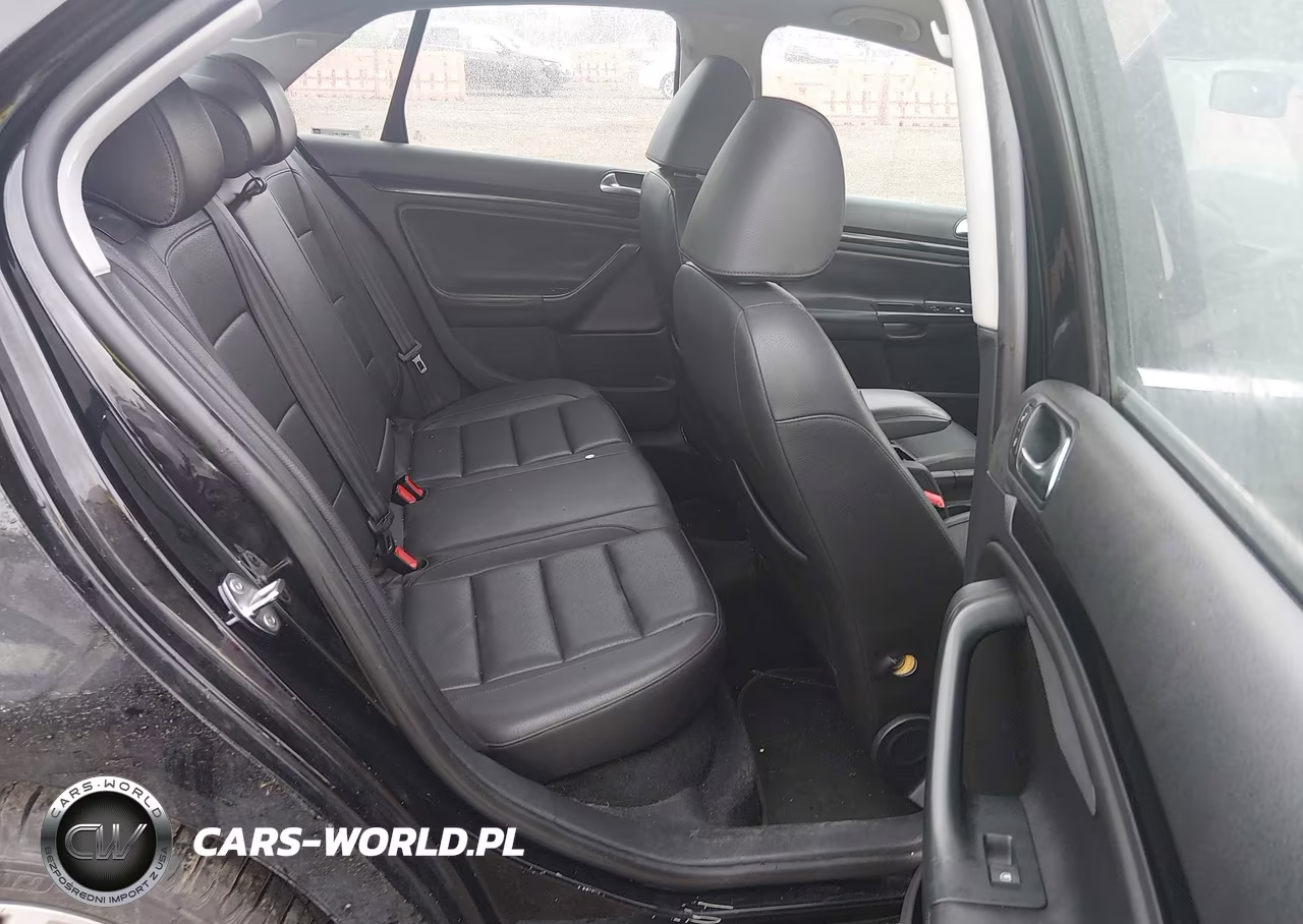 2010 Volkswagen Jetta Se VIN:3VWRX7AJ7AM030725 - 8