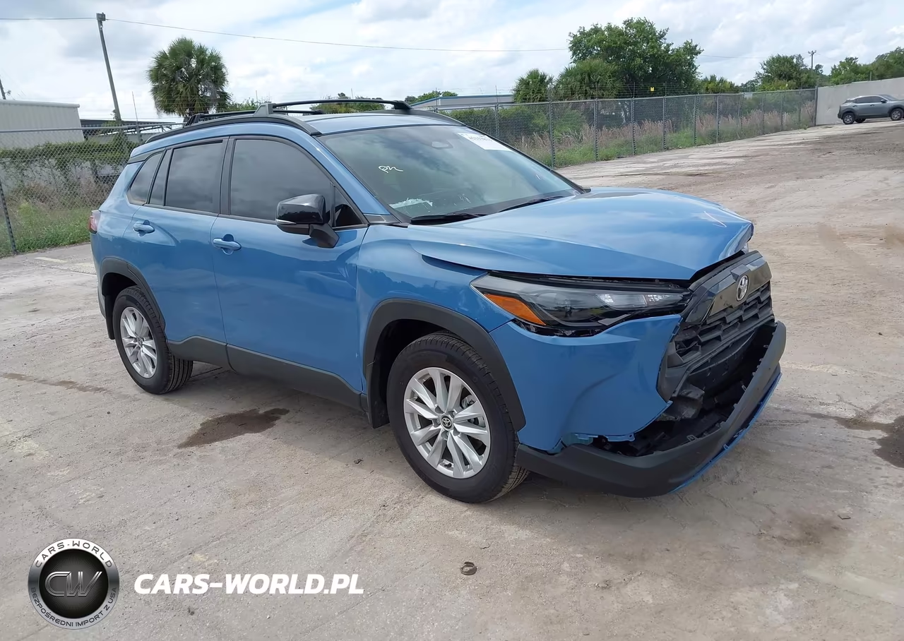 2026 Toyota Corolla Cross Le