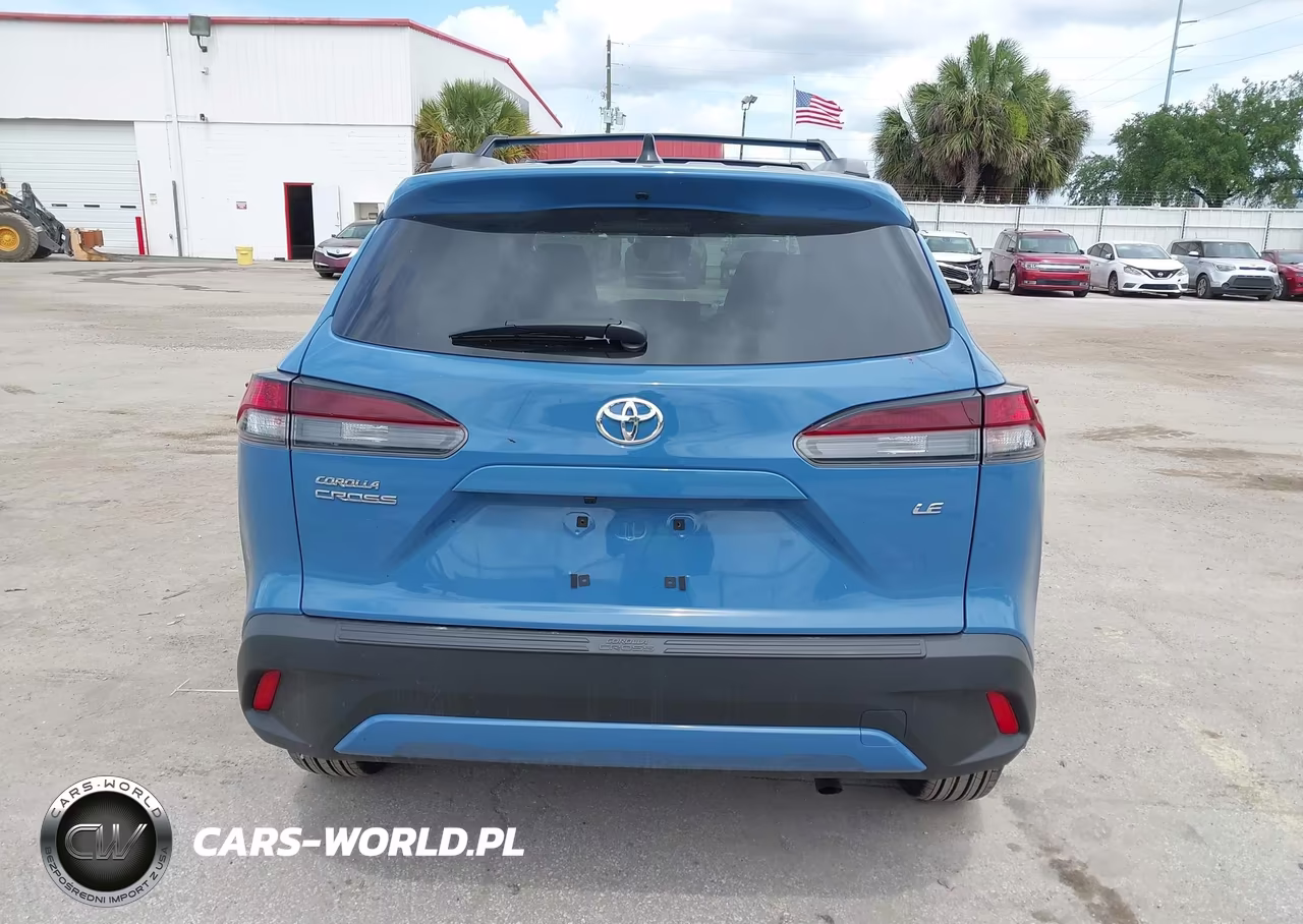 2026 Toyota Corolla Cross Le VIN:7MUCAAAGXTV158445 - 16