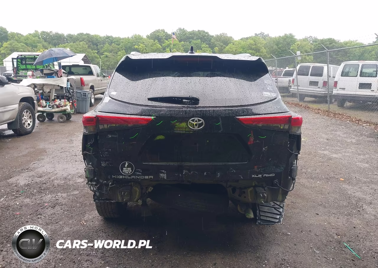 2021 Toyota Highlander Xle VIN:5TDGZRBH4MS148084 - 17