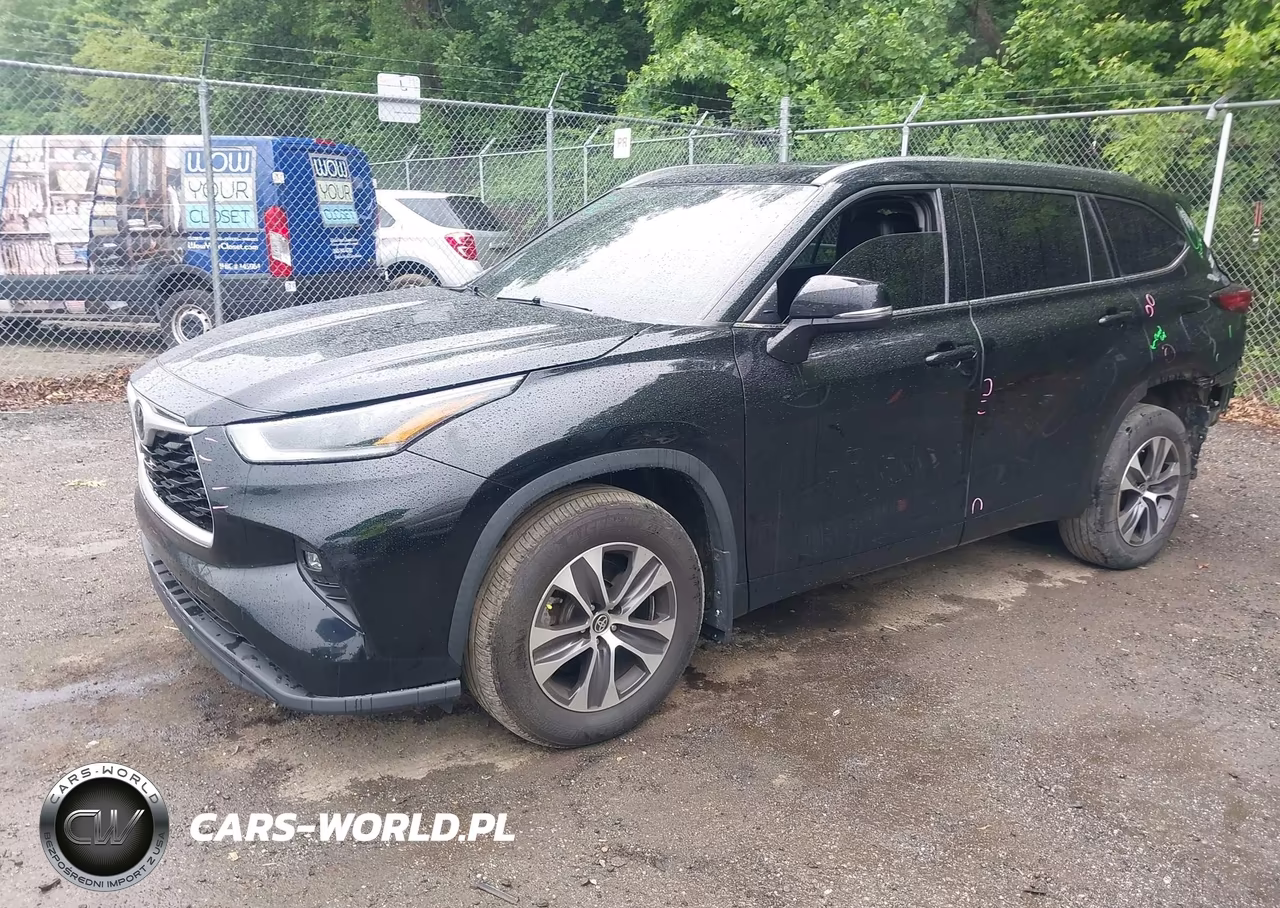 2021 Toyota Highlander Xle VIN:5TDGZRBH4MS148084 - 2