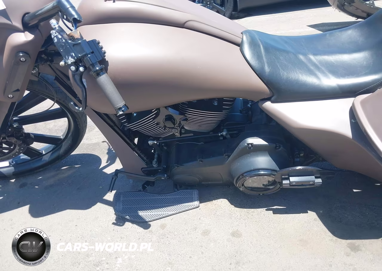 2008 Harley-Davidson Flhrc 105Th Anniversary Edition VIN:1HD1FR4438Y604948 - 9