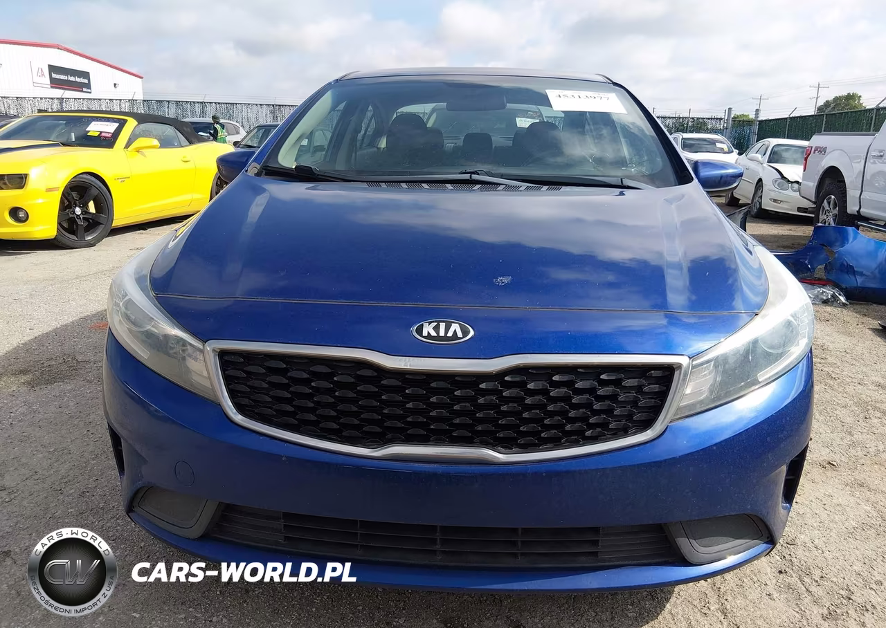 2018 Kia Forte S VIN:3KPFL4A70JE219408 - 13