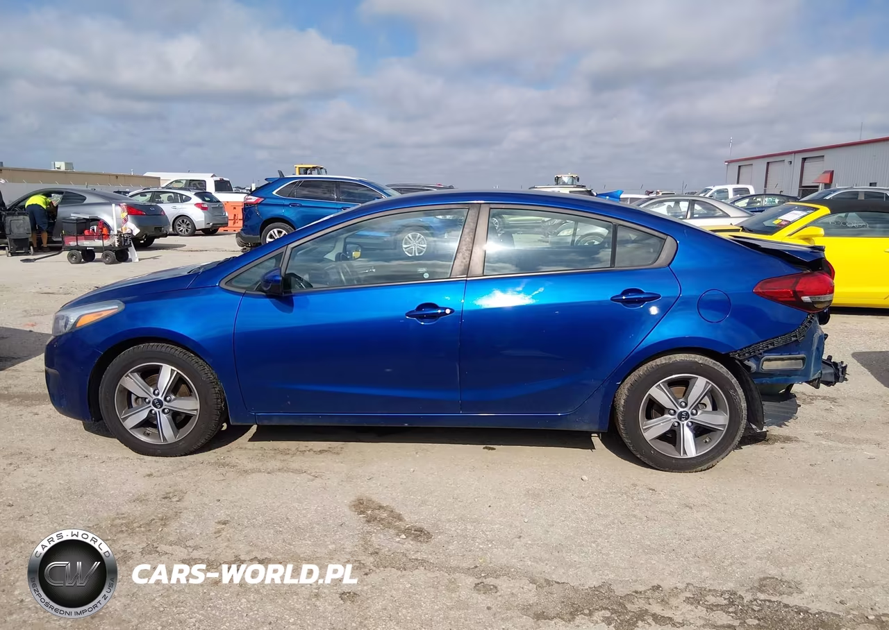2018 Kia Forte S VIN:3KPFL4A70JE219408 - 15
