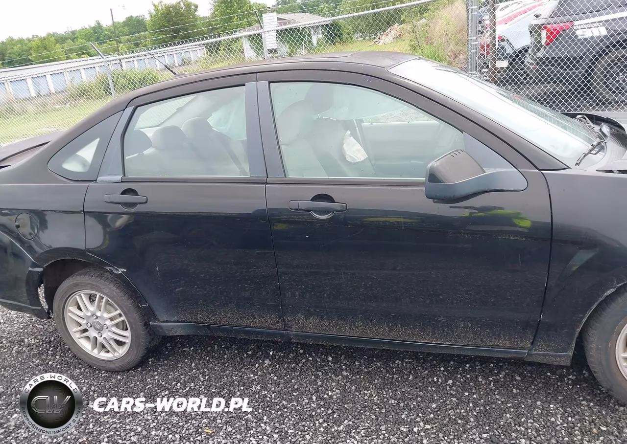 2009 Ford Focus Ses VIN:1FAHP36N69W121621 - 13