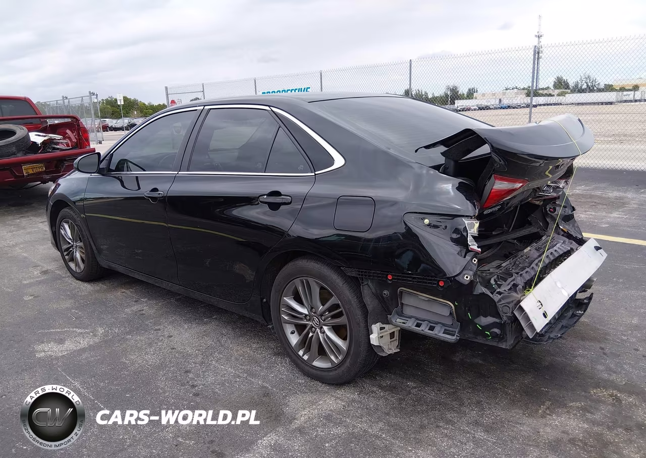 2017 Toyota Camry Se VIN:4T1BF1FK2HU353944 - 3