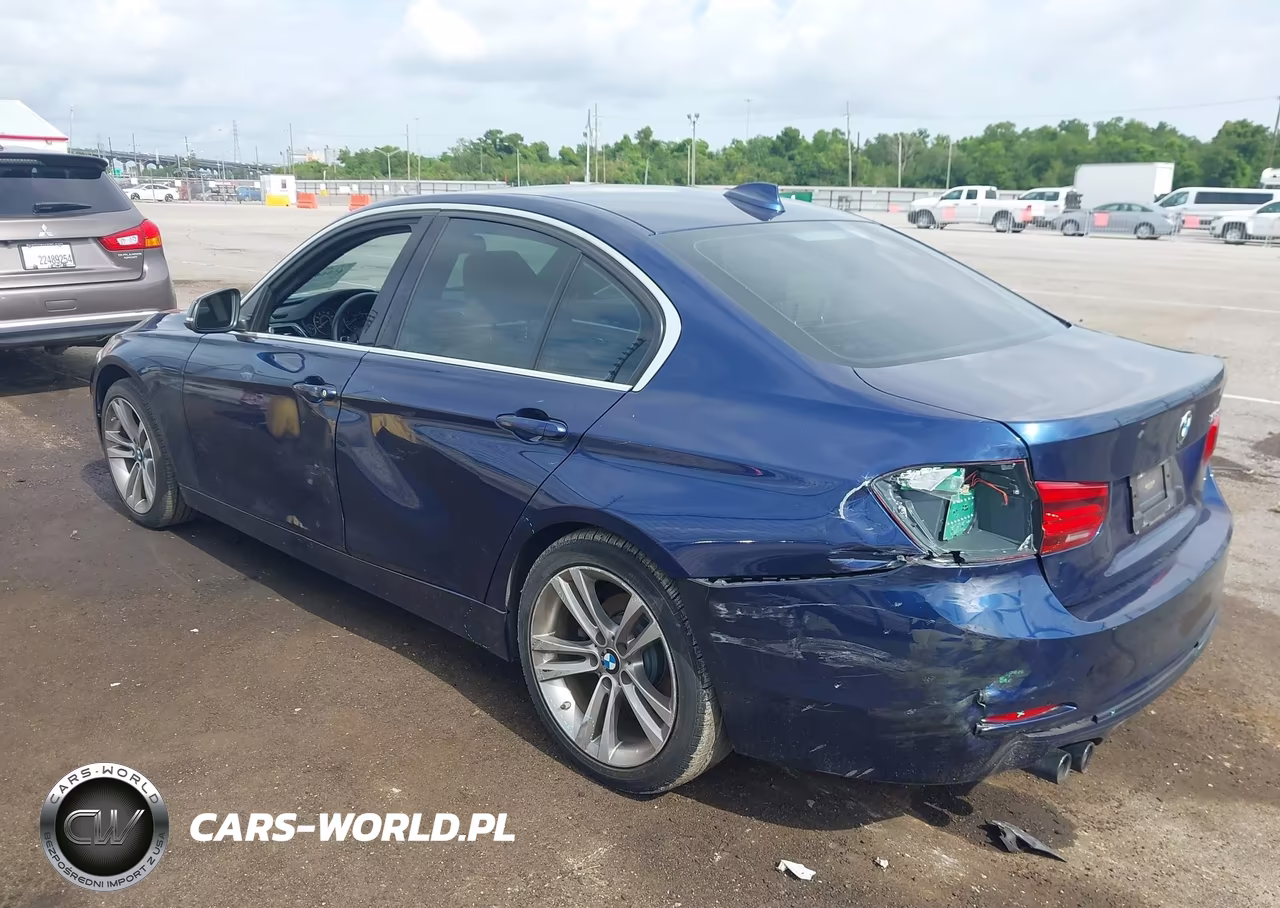 2018 BMW 330I VIN:WBA8B9C57JEE81720 - 3