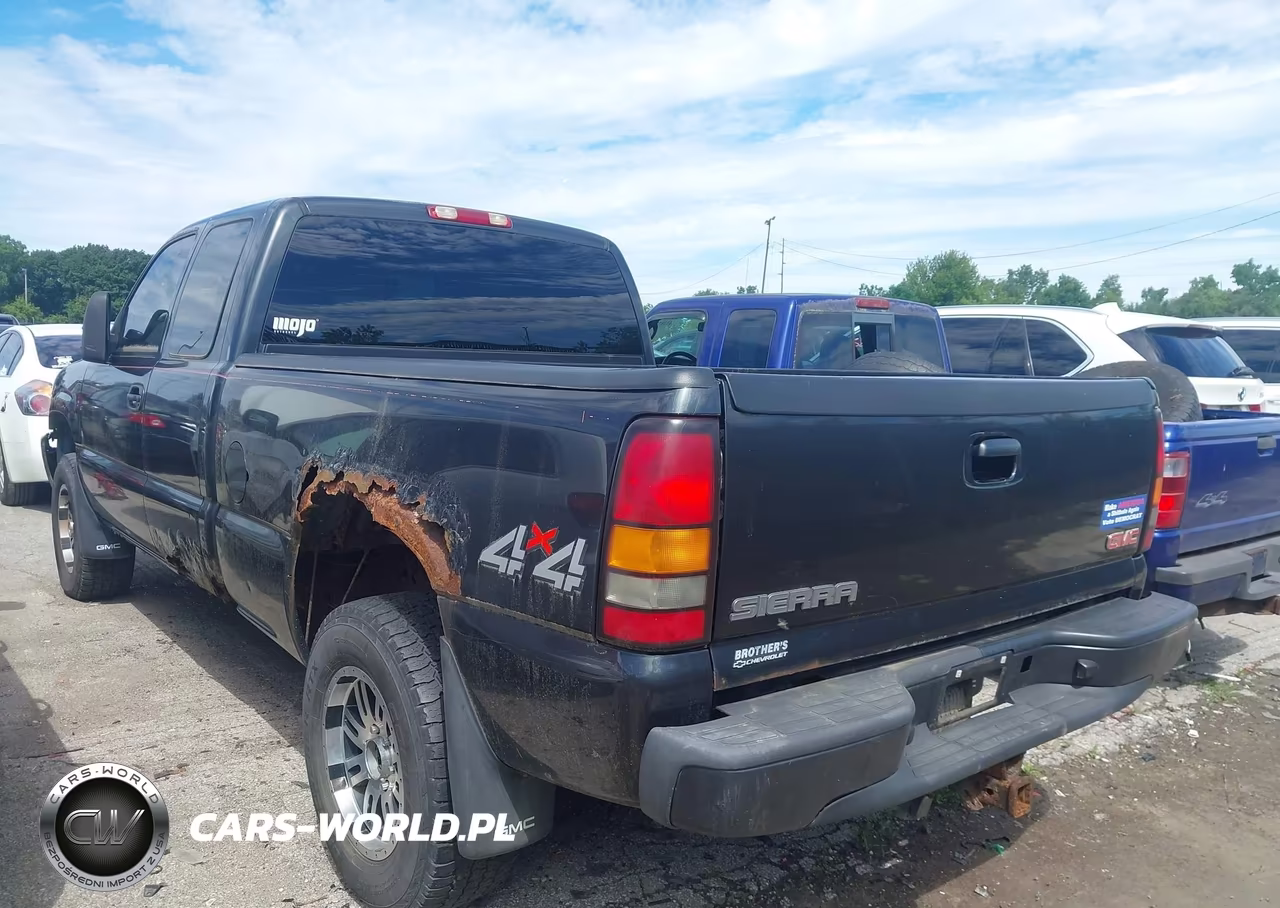 2004 GMC Sierra 1500 Work Truck VIN:2GTEK19T941292034 - 3