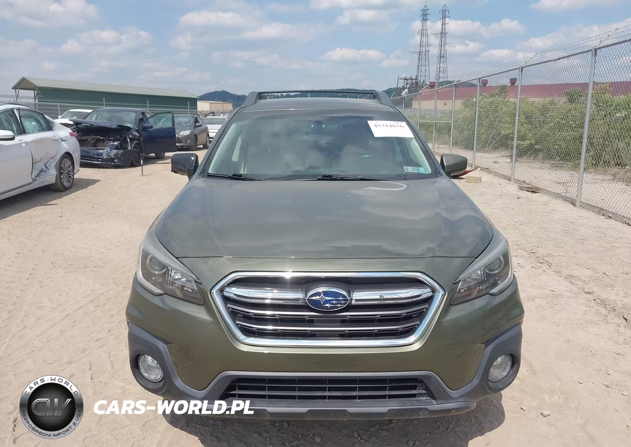 2018 Subaru Outback 2.5I Premium VIN:4S4BSACC6J3346922 - 12