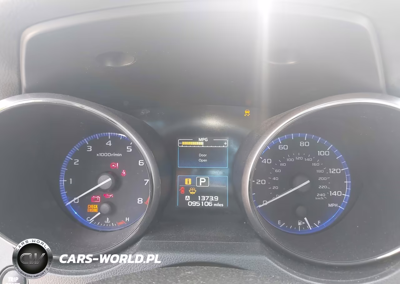 2018 Subaru Outback 2.5I Premium VIN:4S4BSACC6J3346922 - 7